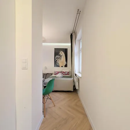 Rozbrat Point By Bookinghost Βρότσλαβ